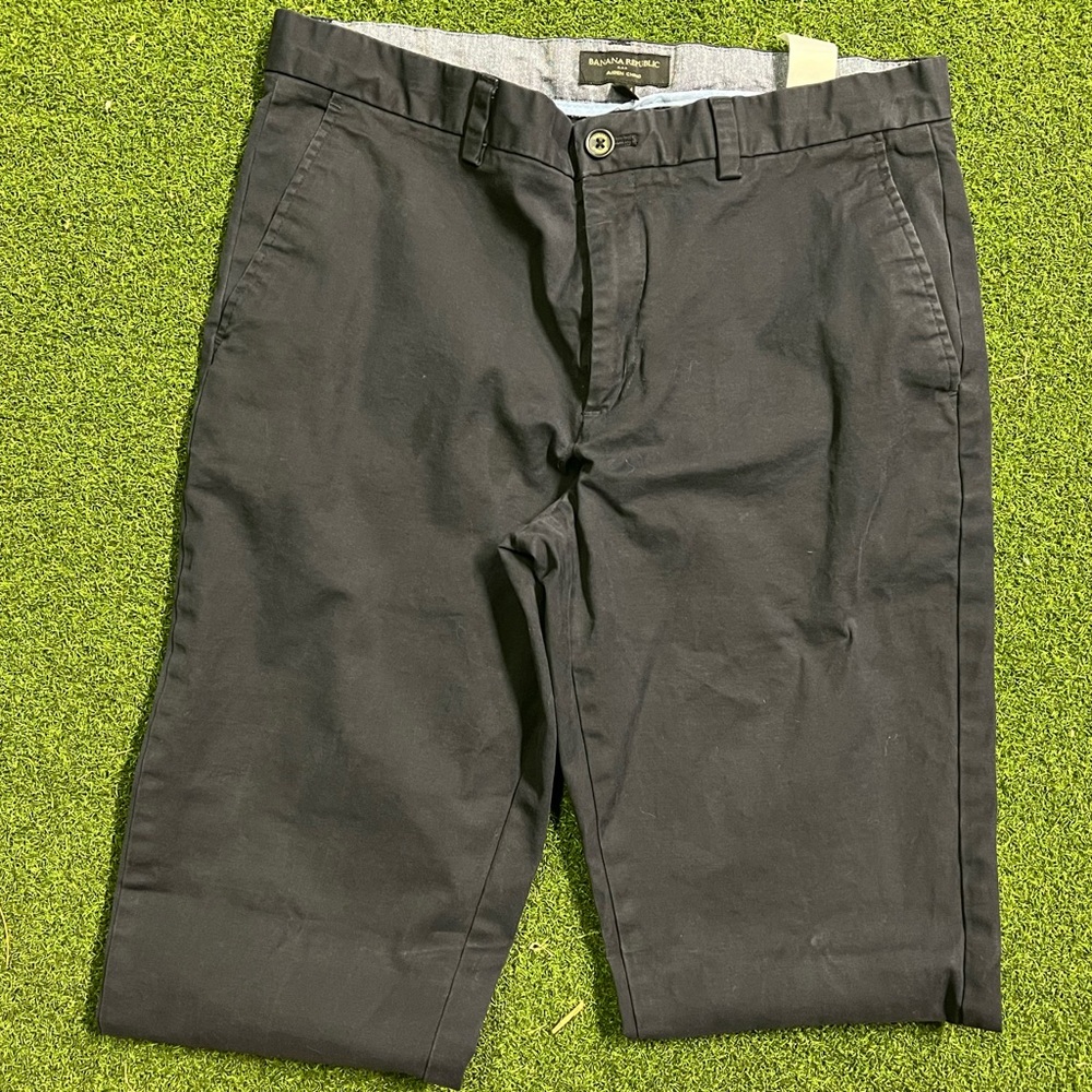 Banana Republic chinos (EUC)